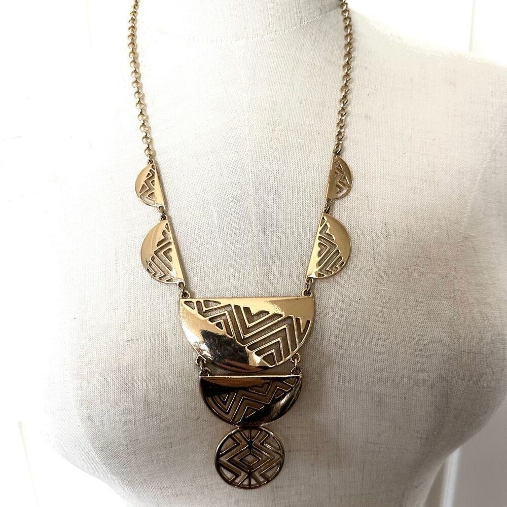 SHA Avon gold tone  statement necklace
